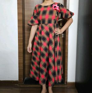 Checked Winter Dress For Women 🌷