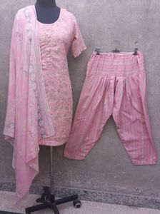 Elegant Pink Floral Cotton Kurta Set with Dupatta