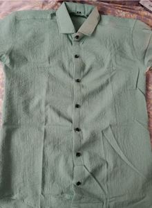 new shirt with tag comment size
