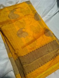 Vibrant Yellow Silk Saree with Paisley Motif