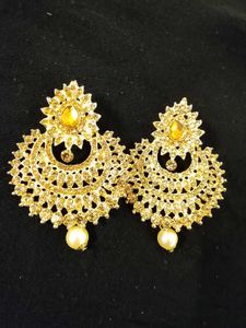Gold Maang Tikka and Earrings Set