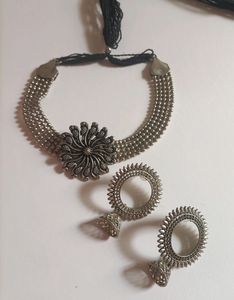 Choker