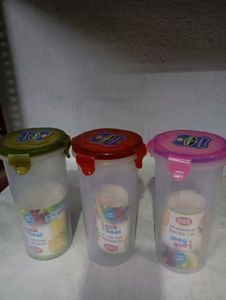 3 Pieces Lock &amp; Seal Food Containers