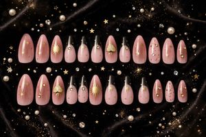 Pink Press-On Nails with Gold Accents🖤
