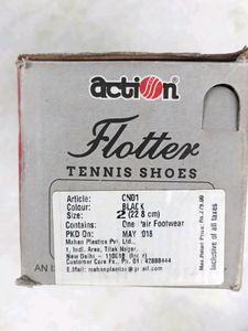 Action Boys Black Tennis Shoes( 2UK)