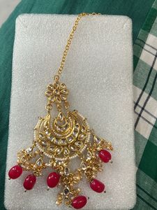 Earrings Plus Maang Tika