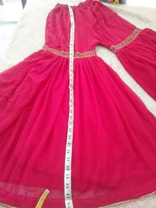 Beautiful Grara Suit With Heavy Neck Design