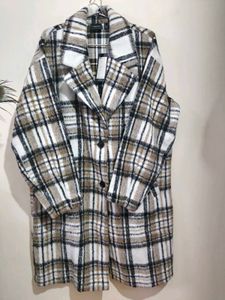 Vero Moda Plaid Coat - Stylish and Warm