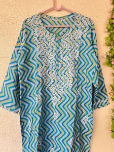 Embroidered Chevron Print Kurta