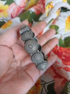 Brass Silverlookalike openable Bangle