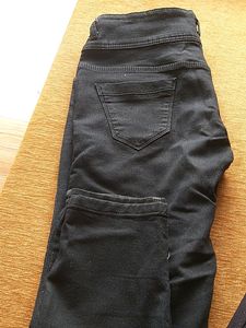 Black Ankle Length jeans For women