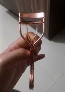 Maybelline Curler For Perfect Lashes
