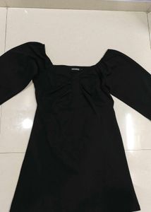 Elegant Black Mini Dress 🖤