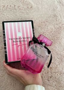 Victoria's Secret Bombshell Perfume