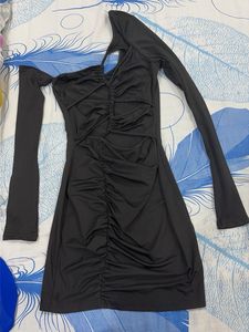 Chic Black Cut-Out Ruched Mini Dress