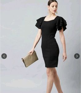 Chic Black Ruffle Sleeve Dress