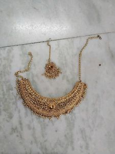 17.Gold Choker Necklace Set