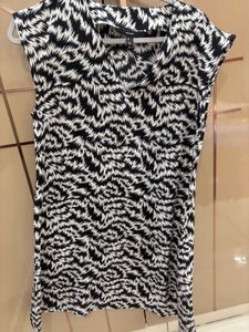 Stylish Black &amp; White Print Dress