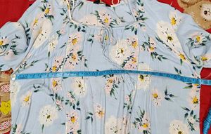 Boho Floral Print Tie-Neck Tunic Top
