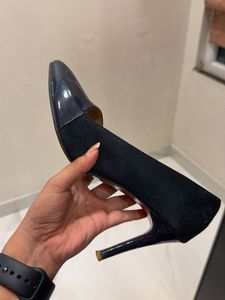 Elegant Navy Suede &amp; Patent Heels