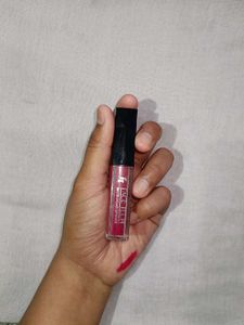 👉 Face Tech Matte Liquid Lipstick – Dark Pink Sha