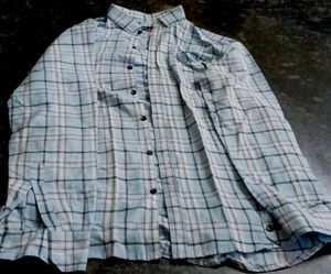 Blue checks Casual Shirt