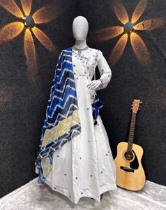 PREMIUM READY MADE ANARKALI SUIT SET