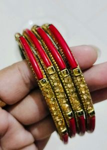 Exquisite Red and Gold Bangles Set