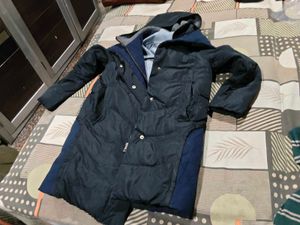 Stylish Black Puffer jacket hoodie and sweater fre