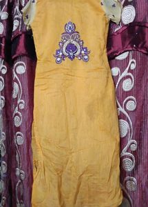 Elegant Embroidered Kurta🌟