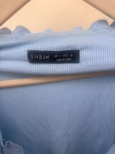 SHEIN Blue Ruffled Tie-Front Crop Top
