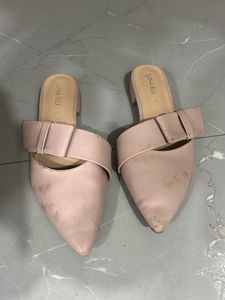 Stylish Pink Pointed Toe Mules