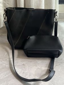 ESBEDA BLACK SLING