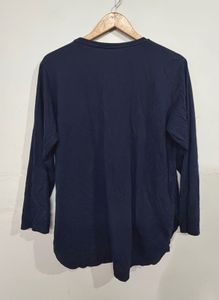 Uniqlo Men's Navy Blue T-Shirt