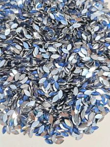 Marquise Shape Blue Rhinestones it's 600 gram