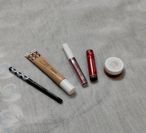 Just Herbs Makeup Kit