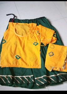 Yellow &amp; Green Lehenga Choli Set rajputi poshak