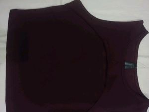 Burgundy Tank Top With Cut