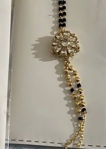Elegant bracket Mangalsutra