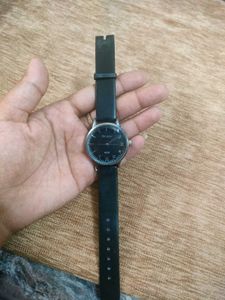 Stylish Black Leather Strap Watch