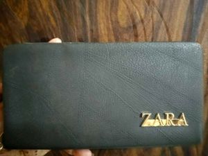 old style zip around clutch from zara