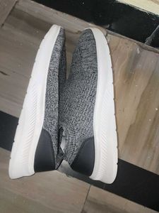 Tu Man Gray Knit Slip-On Sneakers(UK)
