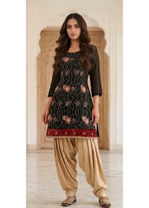 Embroidered Y2k Short Black Farshi Kurta Set