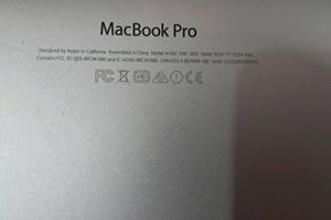 Apple MacBook Pro Laptop