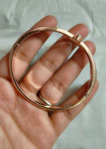 Elegant Rose Gold Anti tarnish Bangle Bracelet