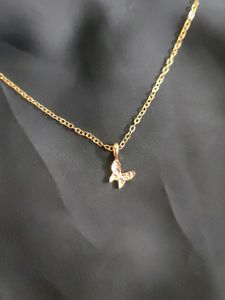 Urbanic London Locket