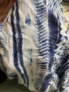 Blue &amp; White Printed Sleeveless Top