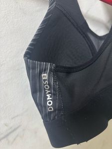 Decathlon Black Textured Sports Bra