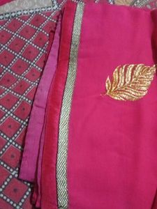Elegant Pink Saree with Gold Leaf Embroidery
