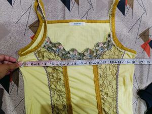 🇳🇿💫🎀Y2K Yellow Lace Trim Corset Top